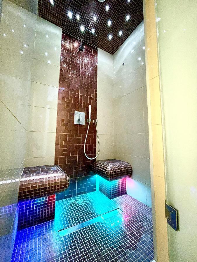 Pearl Lux Residency - Finn Sauna & Steam Room Будапешт Екстер'єр фото